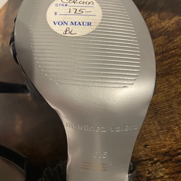 Martinez Valero Heels - Picture 6 of 7